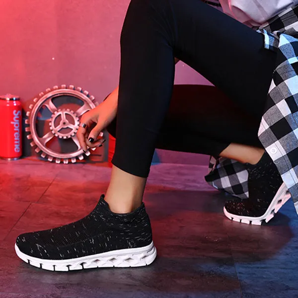 Casual Elastic Slip-On Sneaker